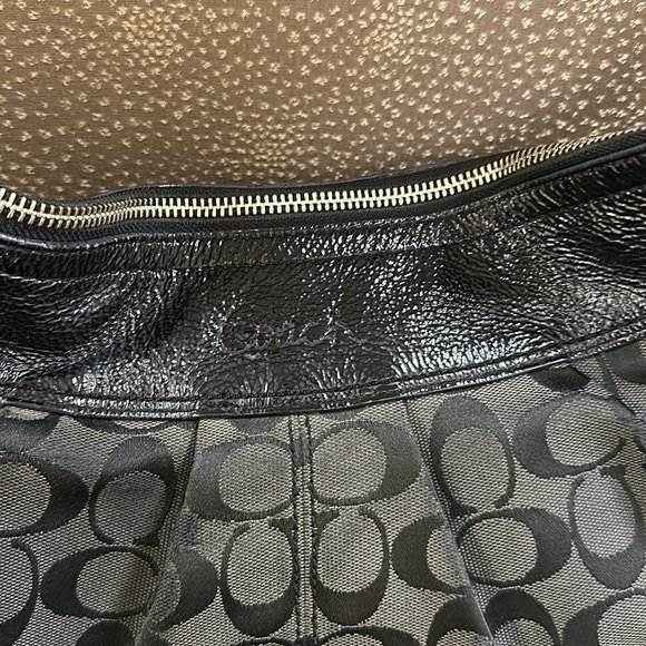 🔥🔥🔥Coach Black Signature Hobo Shoulder Bag - Picture 2 of 15